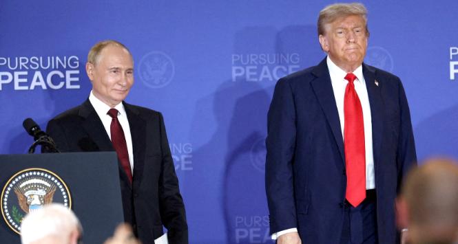 Szczyt na Alasce. Prezydent USA, przypisujący sobie mistrzostwo świata w biznesie, nie uzyskał z tej inwestycji żadnego liczącego się zwrotu. 15 sierpnia 2025 r.