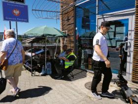 Na migrantów miejscowi nie narzekają. Prawdziwy problem to samozwańczy „strażnicy”.