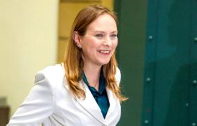 Hołownia zagrał na siebie i z pełną premedytacją do końca zdruzgotał pozycję Pełczyńskiej-Nałęcz zarówno w rządzie, jak i w partii.
