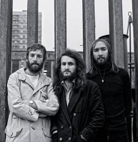 Zespół Osjan w latach 70. Od lewej: Jacek Ostaszewski, Tomasz Hołuj, Marek Jackowski.