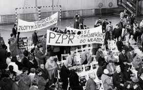 W wyborach prezydenckich 1995 roku straszono głównie postkomunistą Kwaśniewskim.