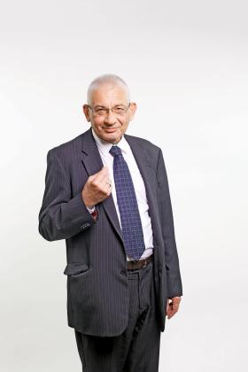 Ludwik Dorn – polityk, publicysta, socjolog.