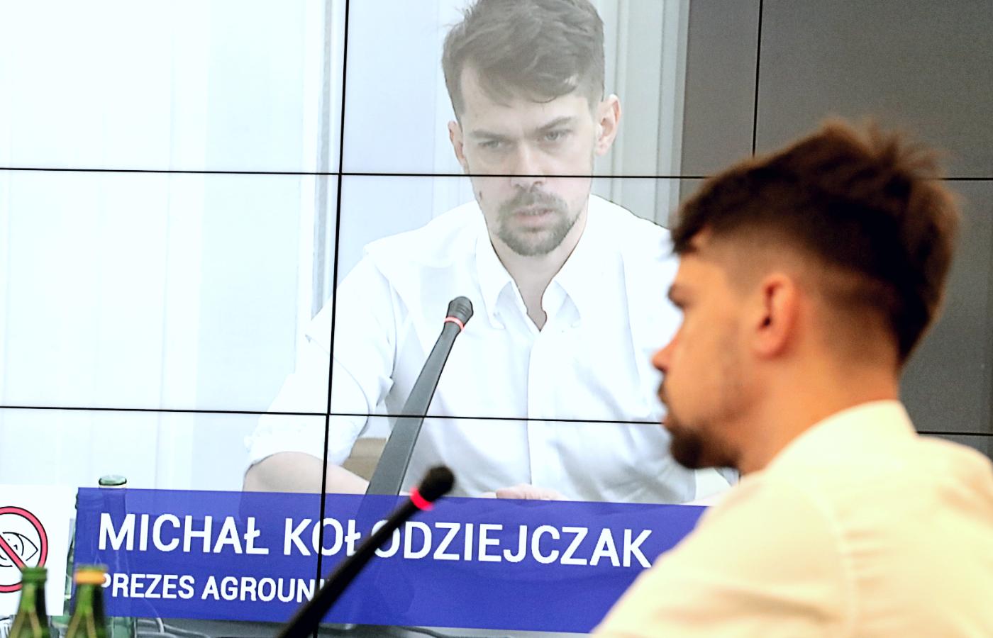 Szef AgroUnii Michał Kołodziejczak zeznawał przed senacką komisją ds. inwigilacji Pegasusem. 3 lutego 2022 r.