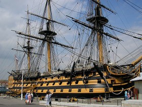 HMS Victory - kiedyś groźne narzędzie zniszczenia, dziś okręt muzeum