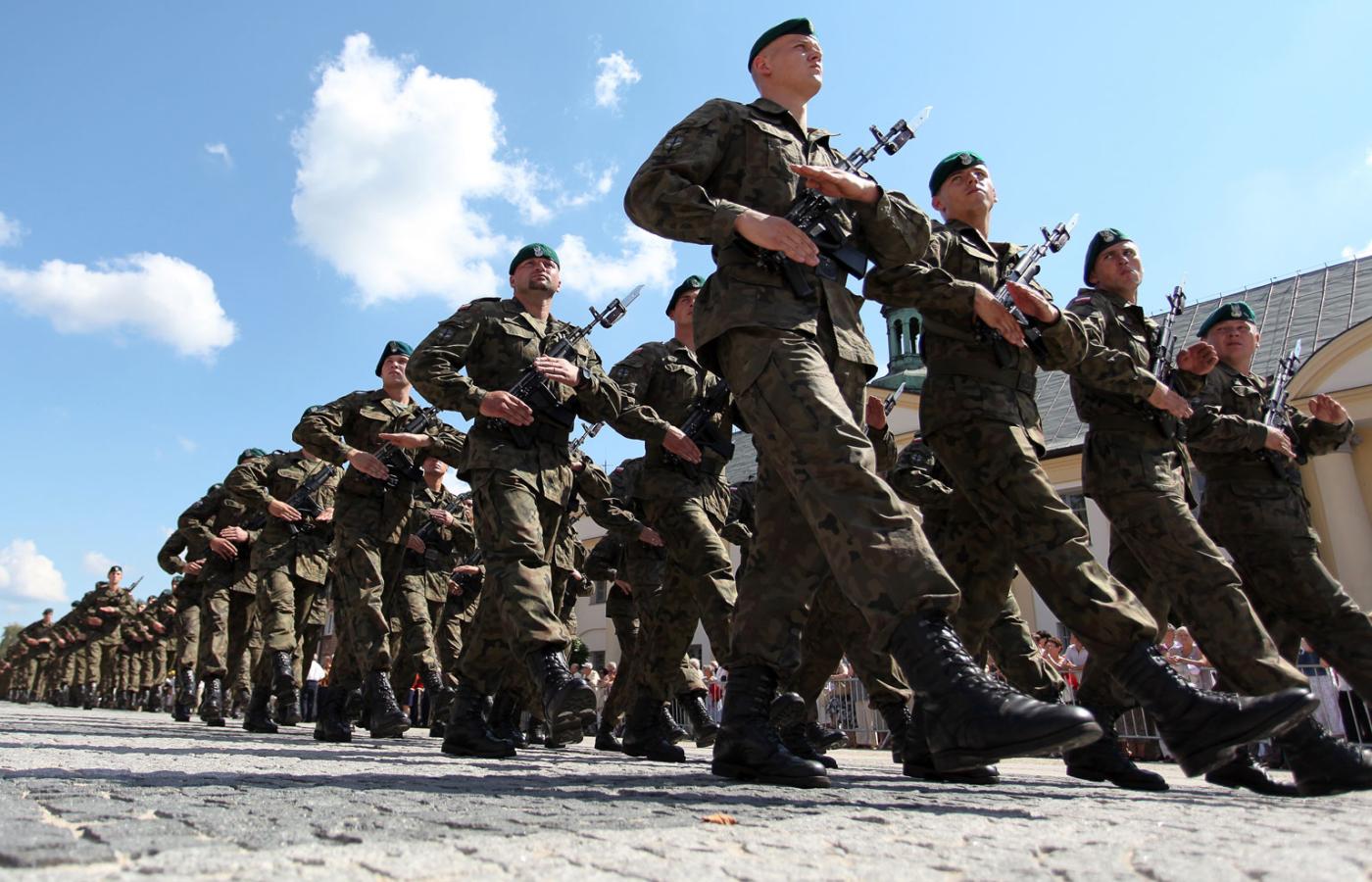 W tym roku z armii odeszło już 7 tys. żołnierzy. To rekord w historii sił zbrojnych III RP..