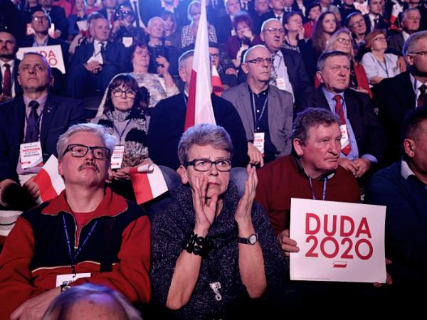 Publiczność podczas konwencji Andrzeja Dudy