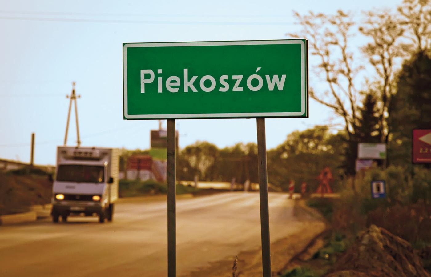 Demokracja w Piekoszowie przeszła wszystkie choroby wieku dziecięcego. Jednak część z nich najwyraźniej zostawiła trwały ślad w organizmie.
