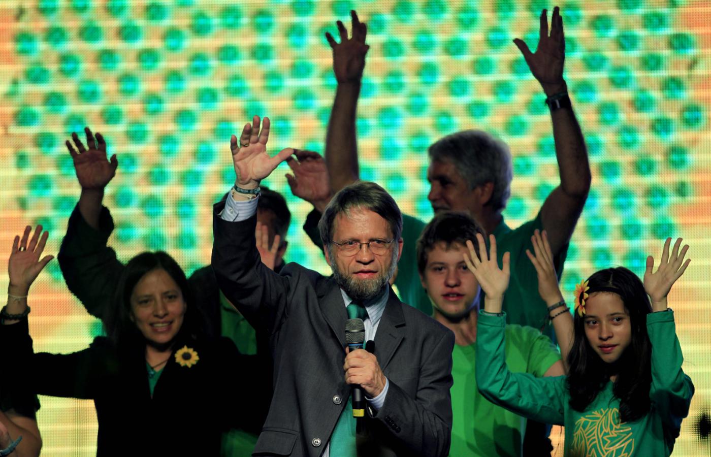 W wyborach prezydenckich dwa lata temu, gdzie Antanas Mockus startował jako kandydat Partii Zielonych, spodziewano się, że zbierze najwyżej kilka procent głosów, a zdobył jedną trzecią.