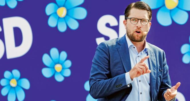 Jimmie Åkesson, lider skrajnie prawicowej i antyimigracyjnej partii Szwedzcy Demokraci, w sondażach już drugiej siły politycznej kraju.
