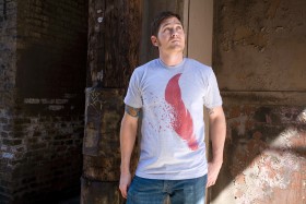 „Birds of a Feather” - zaprojektowany przez grafika o pseudonimie arzie13 (Ross Zietz) należy do najczęściej wznawianych na zamówienie internautów projektów. Artysta współpracuje z portalem od 2003 roku, zrealizowano 814 jego projektów.