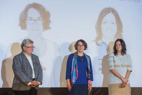 Członkini Kapituły Profesorskiej prof. Katarzyna Chałasińska-Macukow, laureatka dr Agata Karska i finalistka dr Joanna Kowalska.