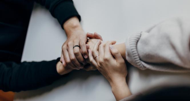 Profesja pozostanie otwarta nie tylko dla psychologów z wykształcenia, ale też absolwentów innych studiów z wyłączeniem nauk inżynieryjno-technicznych, rolniczych, ścisłych, przyrodniczych oraz biblijnych.