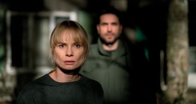 Magdalena Cielecka i Marcin Dorociński w filmie „Ciemno, prawie noc”.