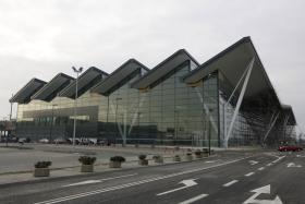 Gdański Lech Walesa Airport i jego nowy terminal.
