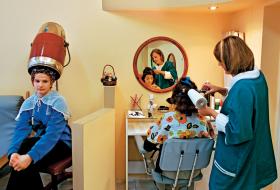 Siemianowice Śląskie poszły w bony pieniężne na dowartościowanie wizualne samotnych matek w ich własnych oczach. Wyszło.