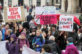 Krakowska manifa pod hasłem „Samo się nie zrobi”, 8 marca 2014 r.