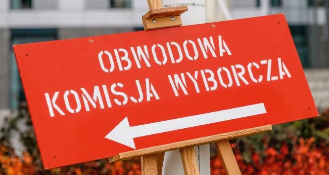 Wyniku „turystyki wyborczej” można być pewnym dopiero po podliczeniu głosów. Kluczowa jest frekwencja w poszczególnych okręgach, tę zaś można przewidzieć tylko do pewnego stopnia.