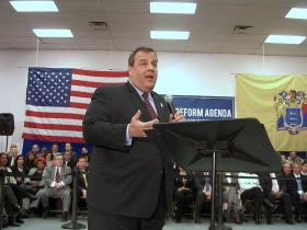 Gubernator New Jersey Chris Christie podczas przemówienia w Union City. Luty 2011 r.