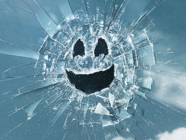 Charlie Brooker i Annabel Jones stworzyli komediowy paradokument.