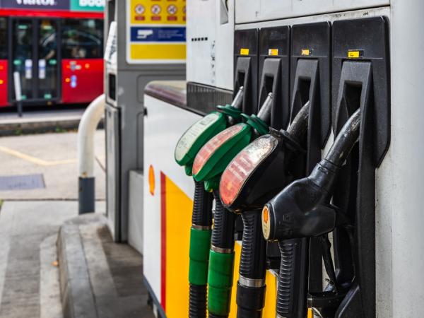 Świat znalazł się wyjątkowo blisko energetycznego klifu