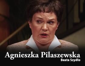 4. Agnieszka Pilaszewska jako Beata Szydło. Satyryk Andrzej Rysuje w jednym z nowszych żartów poruszył temat wyczekiwanej rekonstrukcji w rządzie PiS, sugerując, że premier Szydło na stanowisku zastąpi syntezator mowy Ivona. Cóż, inspiracją musiała być Agnieszka Pilaszewska, która w „Uchu…” panią premier portretuje jako coś między człowiekiem a automatem. Widać tu kunszt aktorski: ileż emocji udaje się przekazać, mimo że twarz bohaterki generalnie wyraża albo zdziwienie, albo niedowierzanie.