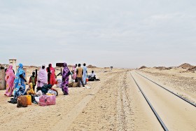 W oczekiwaniu na pociąg.