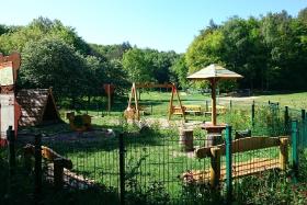 Budżet Obywatelski 2015

„Podleśna Polana” – wartość projektu: 495 tys. zł

Dużą popularnością w budżecie obywatelskim są projekty związane z urozmaicaniem parków, skwerów, słowem – terenów zielonych. Podobnie było w przypadku „Podleśnej Polanie”.