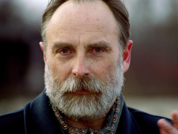 Stefan Chwin: „Piszemy po to, by o nas pisano...”