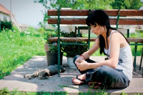 Lucyna Krawiecka ma emocje na wierzchu, upiera się, że świat jest czarno-biały.