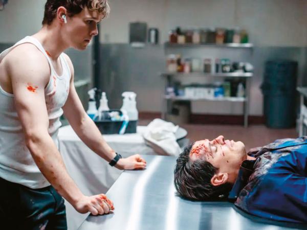 „Dexter: Zmartwychwstanie”, scen. Clyde Phillips