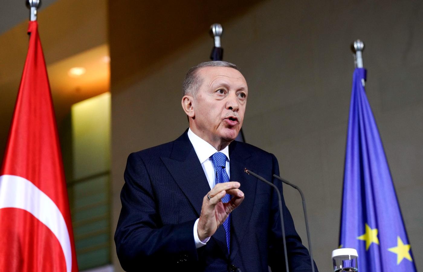 Prezydent Turcji Recep Tayyip Erdoğan podczas piątkowej wizyty w Berlinie, 17 listopada 2023 r.