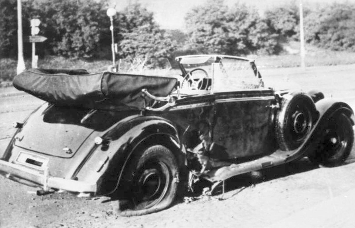Nieopancerzony Mercedes, którym jechał Heydrich w dniu zamachu.