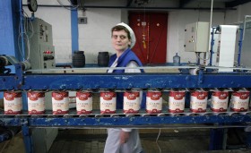 Przemysł cukierniczy w Polsce potrzebuje rocznie około 400 tys. ton cukru, całe spożycie szacuje się na 1,6 mln ton.