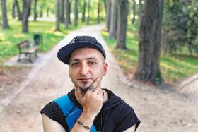 „Książkę napisałem po to, żeby uchronić młodych ludzi przed domem absurdu, jakim jest seminarium duchowne.”