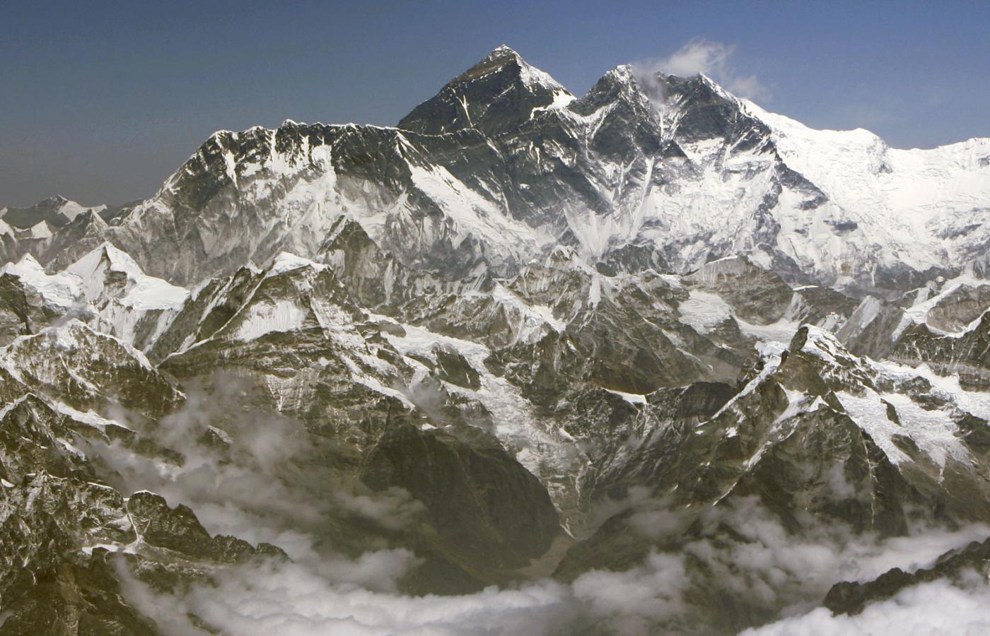 W Himalajach narasta spór ideologiczny o przyszłość zdobywania najwyższych gór.