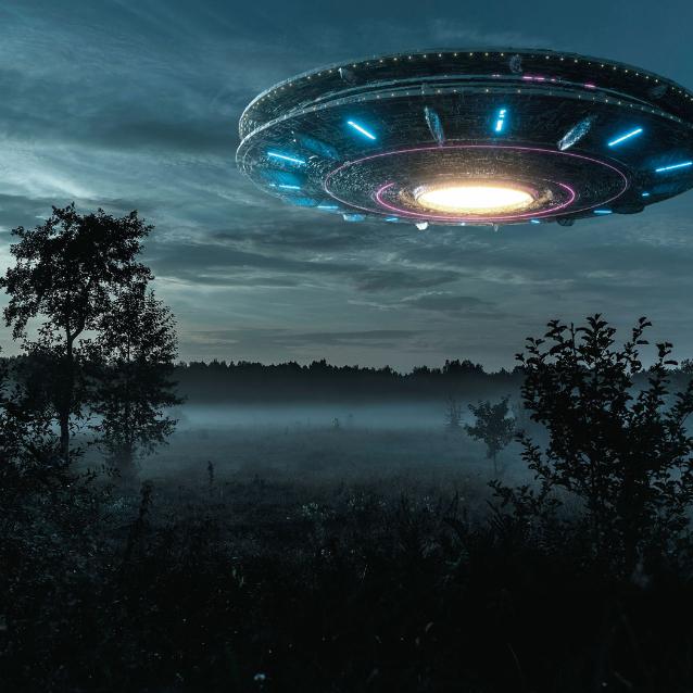 Statek obcych jako latający spodek to stały element science fiction. Tak pierwsze spotkanie z obcymi wyobraża sobie większość ludzi.