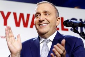 „Gdyby Grzegorz Schetyna utrzymał przywództwo, to by raczej znaczyło, że PO idzie w stronę gnicia”.