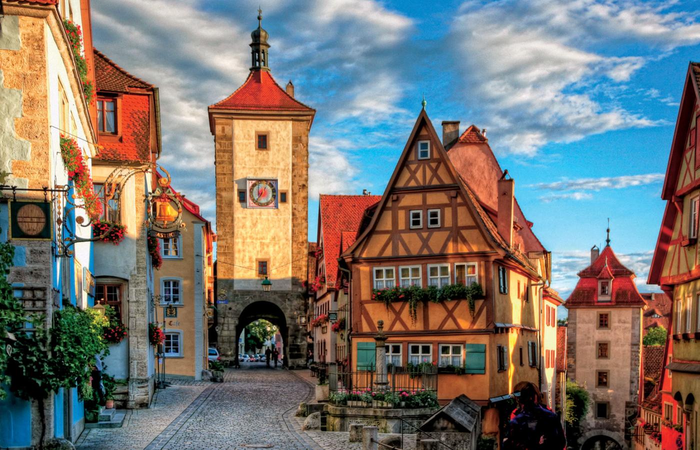 Rothenburg ob der Tauber wygląda, jakby go wycięto ze średniowiecznej ryciny.