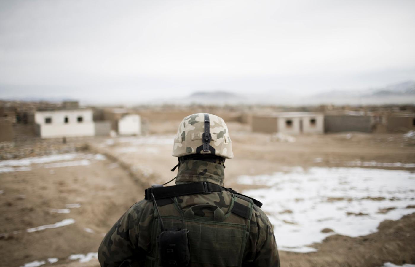 Polski żołnierz podczas patrolu w prowincji Ghazni