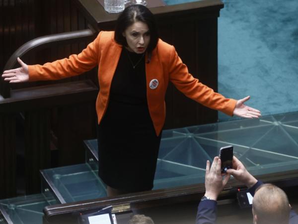 Agnieszka Wojciechowska van Heukelom. Drugie posiedzenie Sejmu X kadencji, 17 stycznia 2024 r.