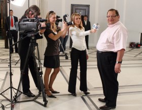 Ryszard Kalisz, jeden z najchętniej udzielających się w mediach polityków.