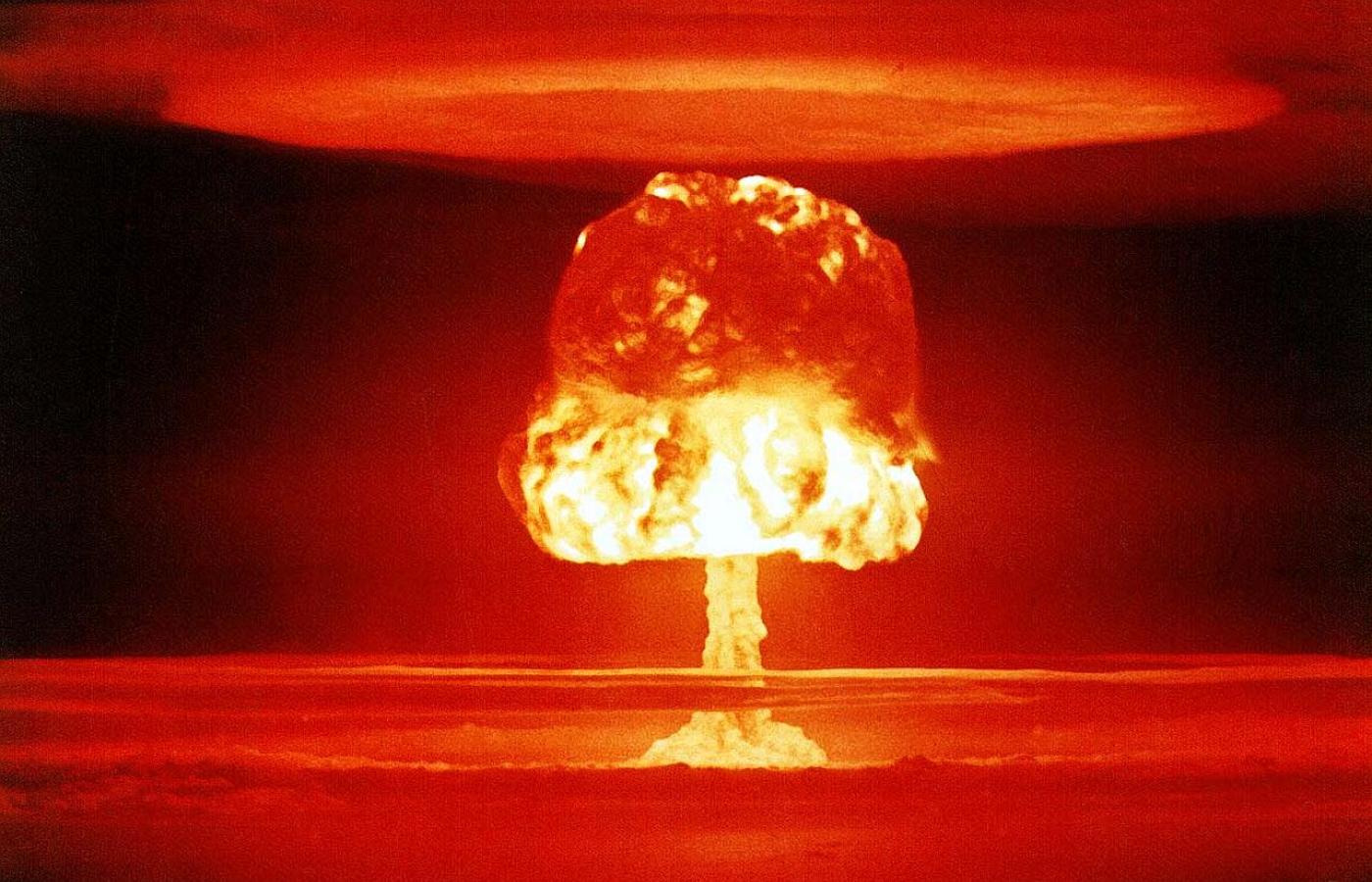 Broń jądrowa, raz wynaleziona, pozostanie  już z nami na zawsze. Na zdjęciu test Romeo, atol Bikini, 1954 r.