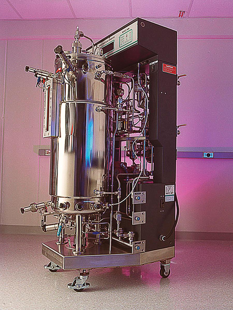 Bioreaktor – zbiornik zapewniający odpowiednie warunki do fermentacji.