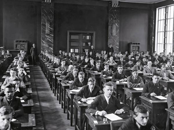 Tak zdawano egzamin maturalny w II RP.