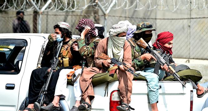 Talibowie przejęli kontrolę nad lotniskiem w Kabulu, 31 sierpnia 2021 r.