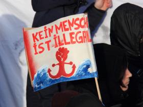 Żaden człowiek nie jest nielegalny! Jedna z demonstracji w Niemczech.