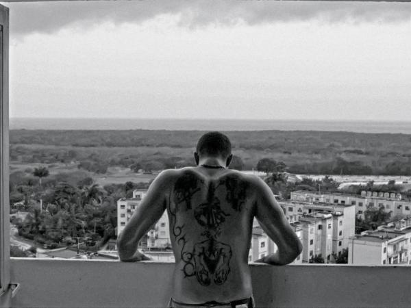 Leonardo Gascón w filmowej metaforze kubańskiego komunizmu