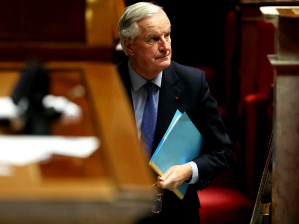 Michel Barnier we francuskim parlamencie, 4 grudnia 2024 r.