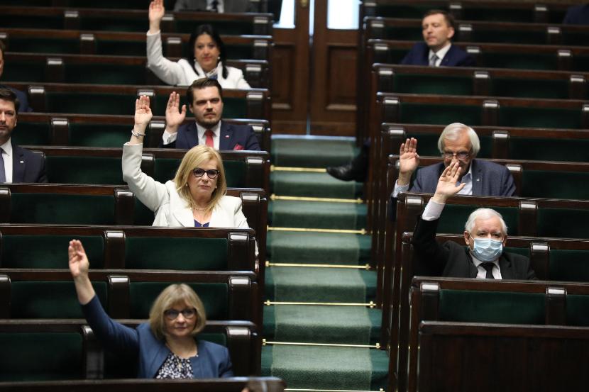 11. posiedzenie Sejmu, dzień piąty, Głosowanie nad uchwałą Senatu do ustawy o wyborach kopertowych