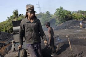 Szacuje się, że na wzgórzach Jaintia może pracować nawet 70 tys. dzieci.